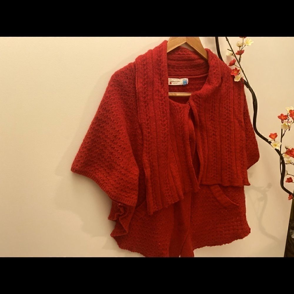 Sparrow size medium women’s wool Cardigan sweater